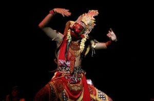 (Prabu Klono Sewandono)